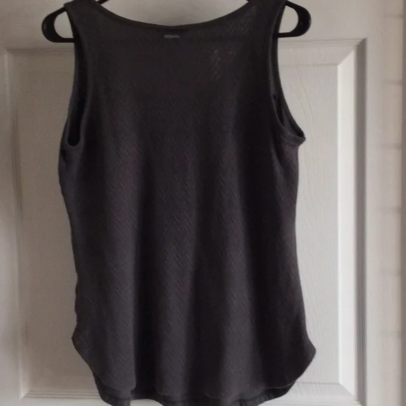 Columbia Tank Top - Picture 5 of 9